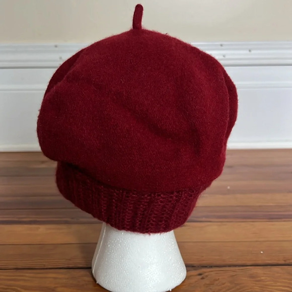 Vintage Burgundy Warm Wool Beret Style Hat with Adorable Attached Bow - OS - Picture 4 of 7